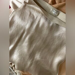 Aritzia skirt Babaton size 0